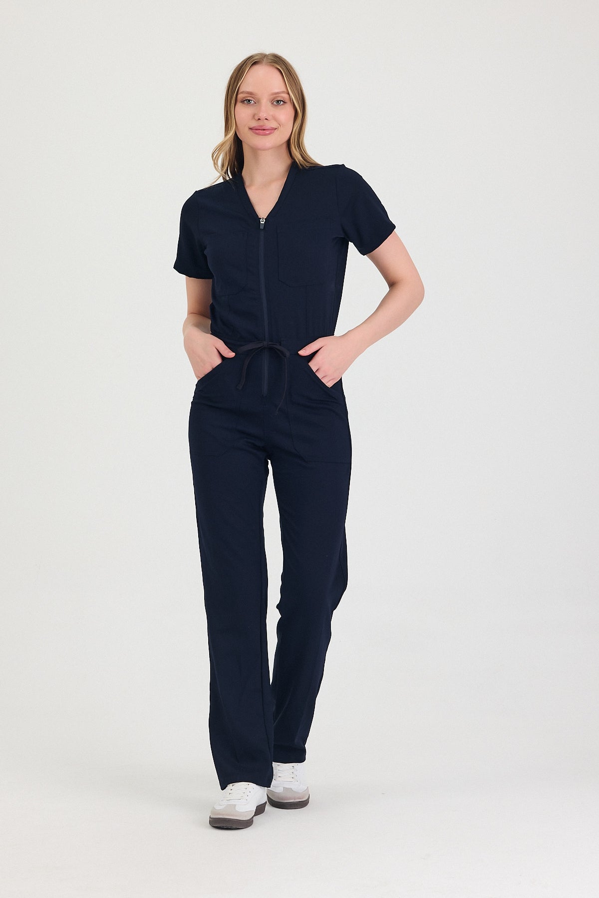 Zeena Scrubs Tulum