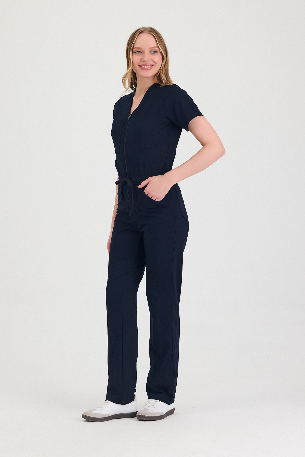 Zeena Scrubs Tulum