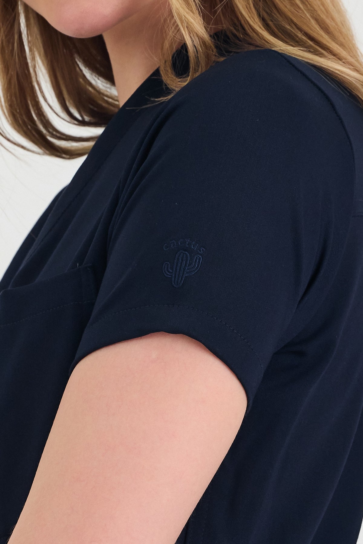 Zeena Scrubs Tulum
